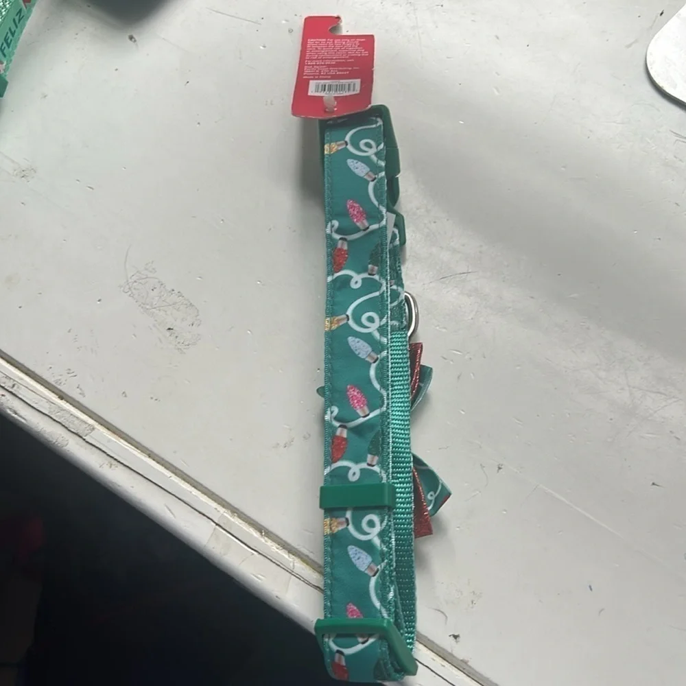 NWT Merry & Bright Festive Dog Collar L